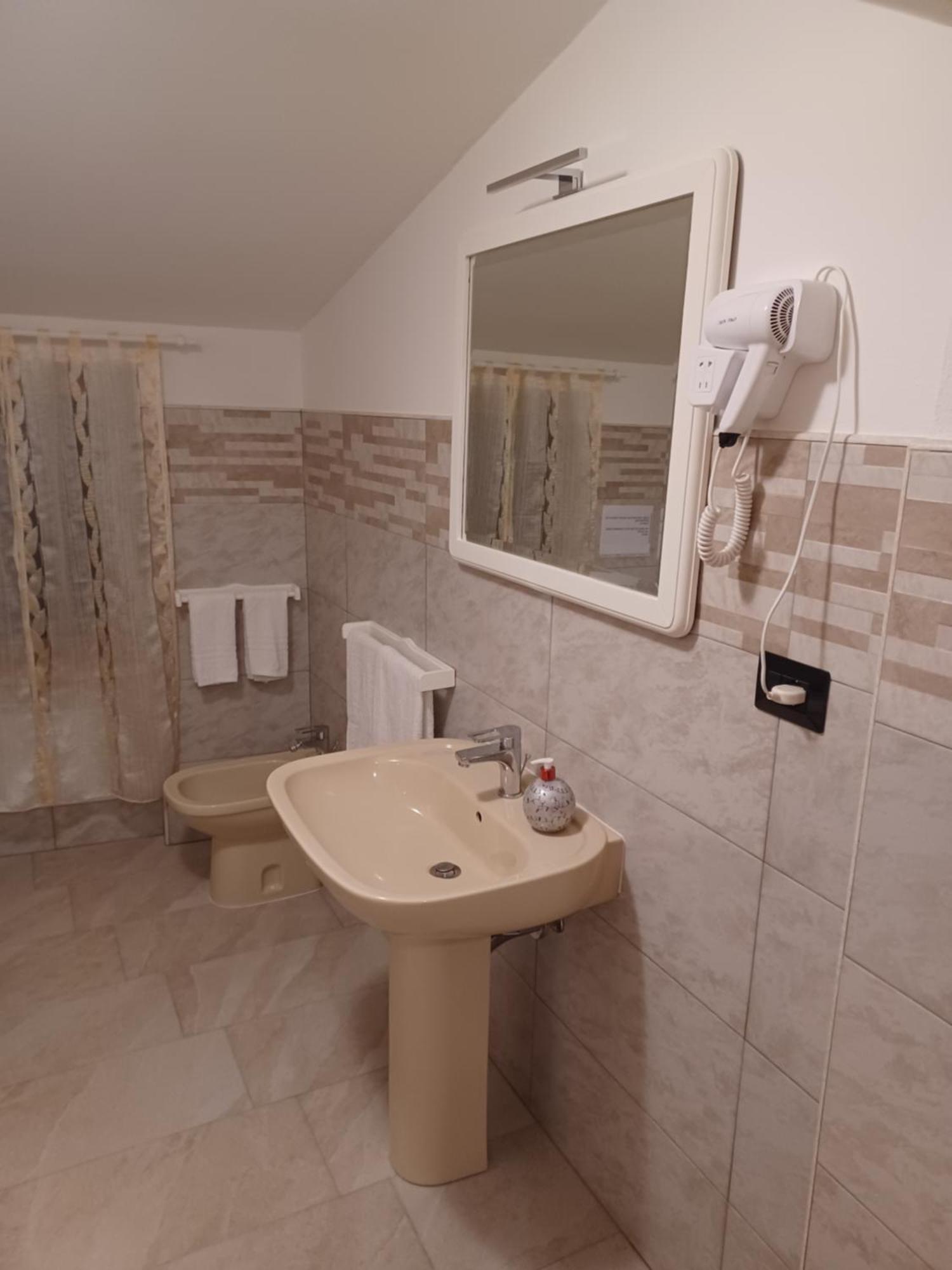 Casa Vacanze Su Patthiu Sennori Bagian luar foto